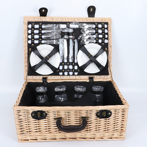 Rect Willow Picnic Basket (4-person set)